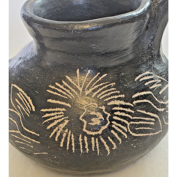 Vintage Quinchamali Chilean Art Pottery Black Teapot Handcrafted Folk Art - Picture 5 of 10